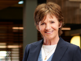 Wie is de partner van presentatrice Martine van Os